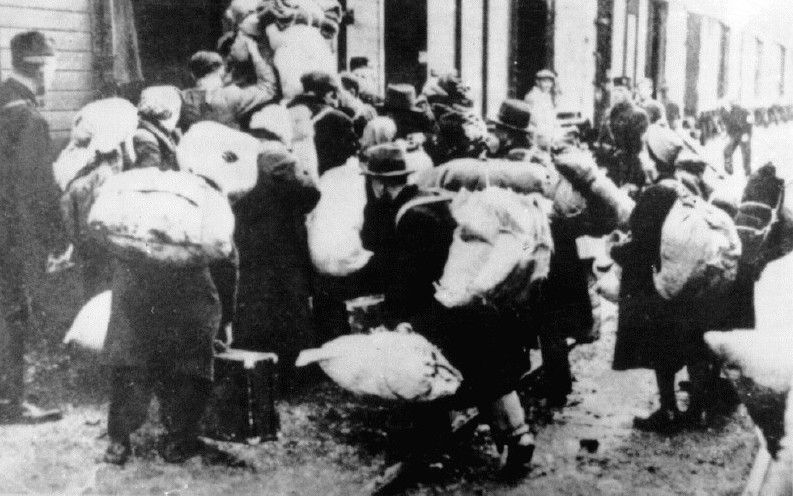 Slovak Jews herderd onto freight trains bound for the Death Camps